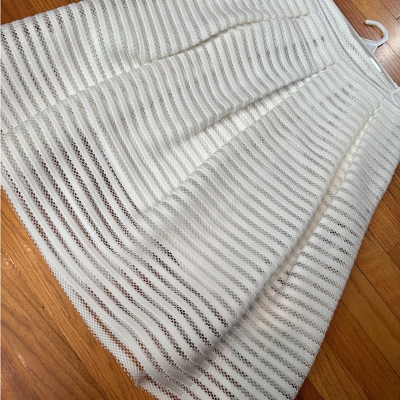 White Structured A-line Illusion Striped Skirt - Picture 1 of 9